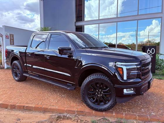 FORD F-150 5.0 V8 GASOLINA CD LARIAT BLACK FX4 AUTOMÁTICO FORD F-150 5.0 V8 GASOLINA CD LARIAT BLACK FX4 AUTOMÁTICO